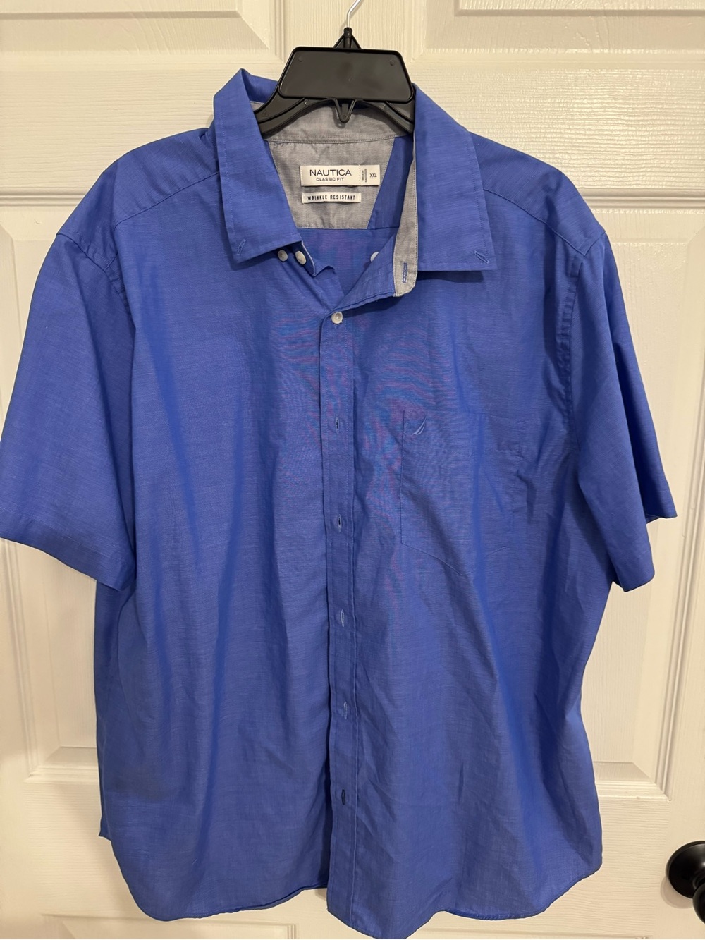 Nautica Men's Short-Sleeve Button-Down Shirt in Blue